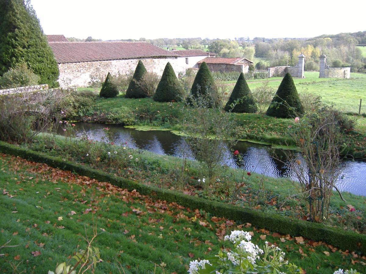 Chateau Du Fraisse Nouic Екстериор снимка